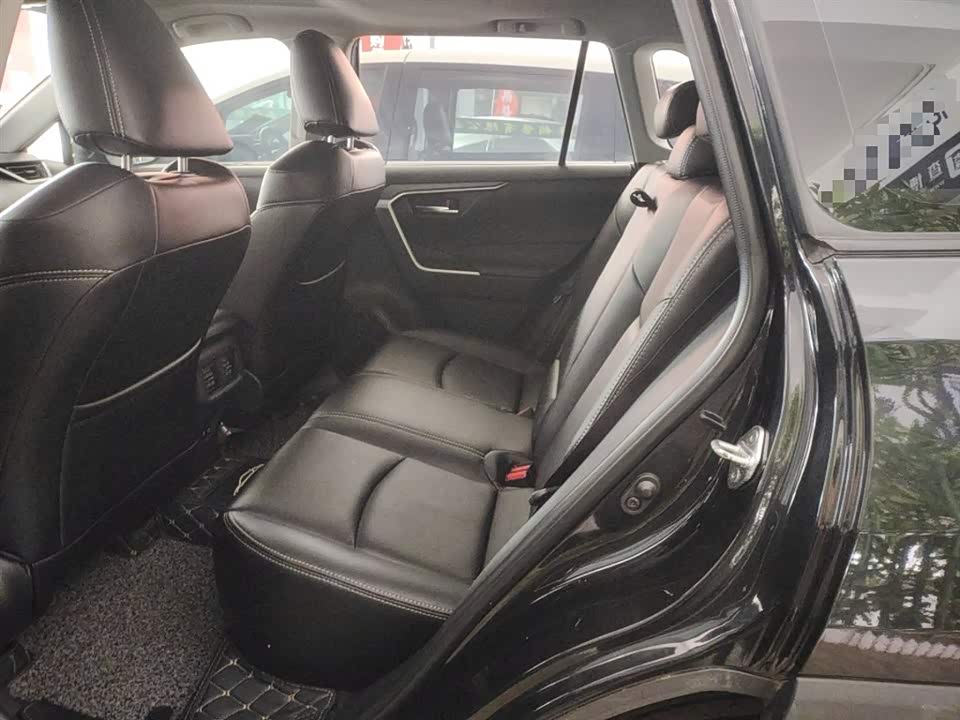 Toyota RAV4 Rongfang