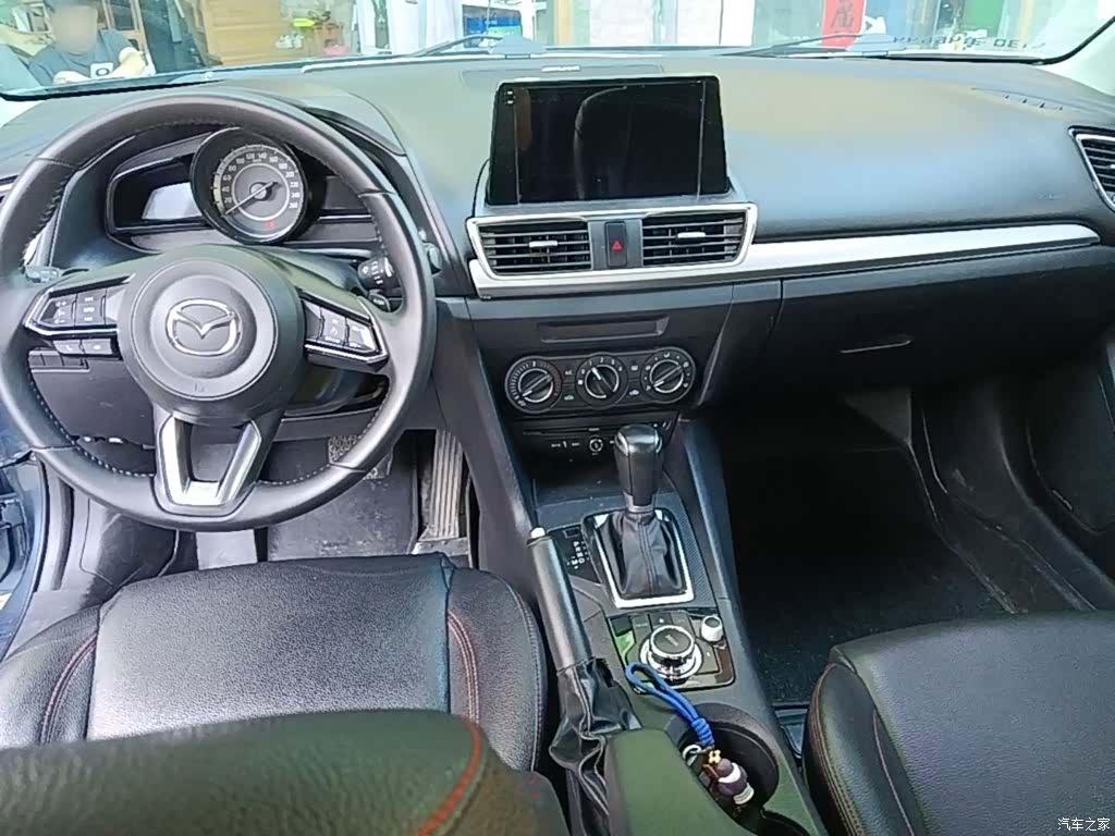 Mazda Mazda3, 2016 10