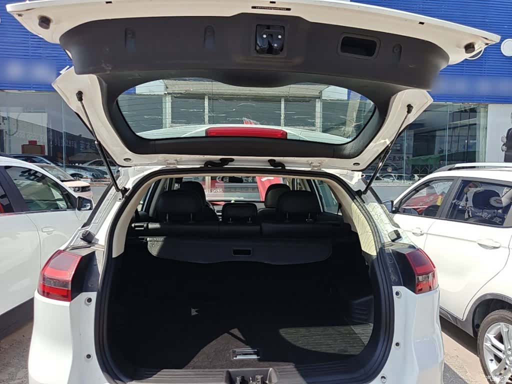 Geely Boyue, 2019 19