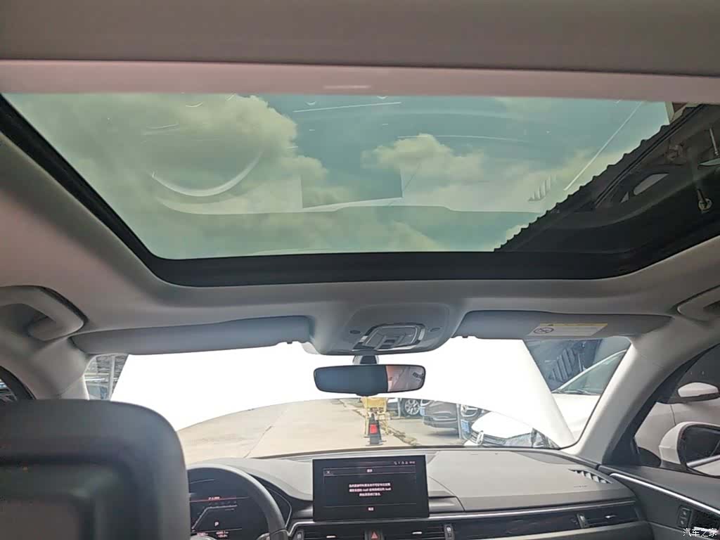 Audi A4L, 2022 18