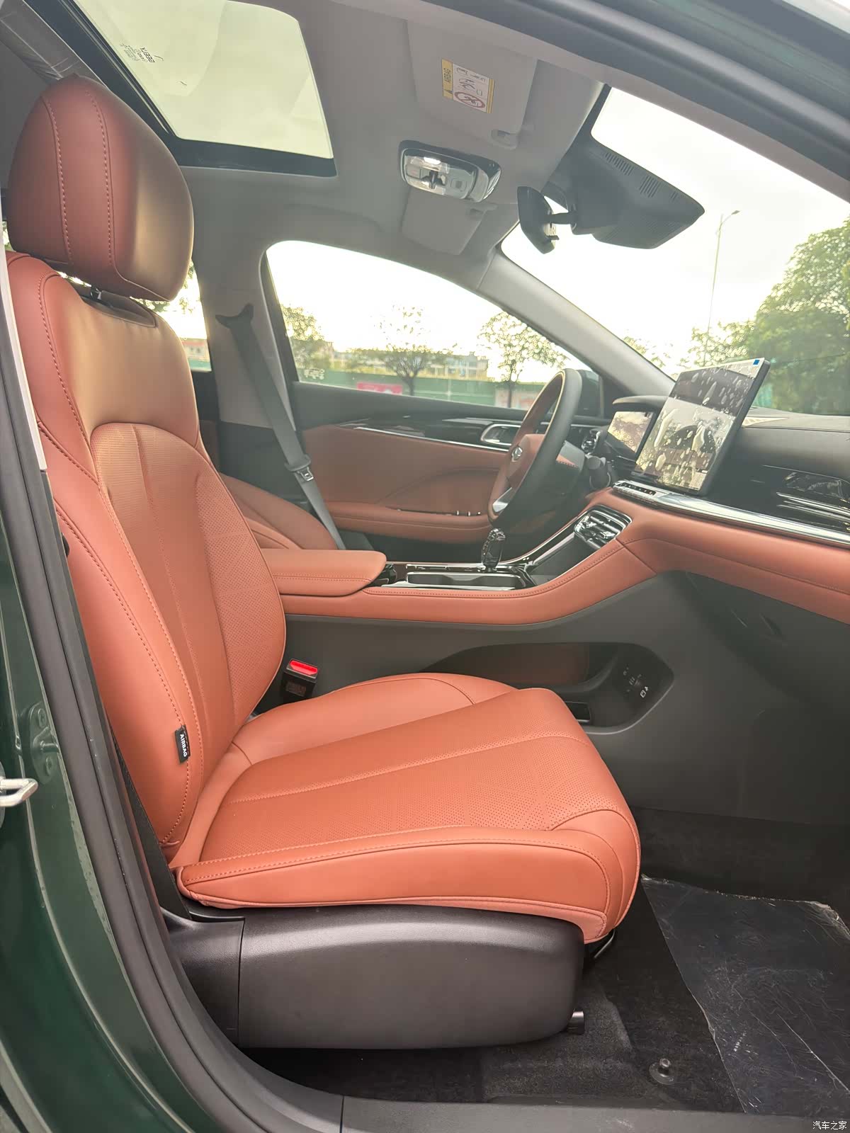 Geely Emgrand, 2025 12