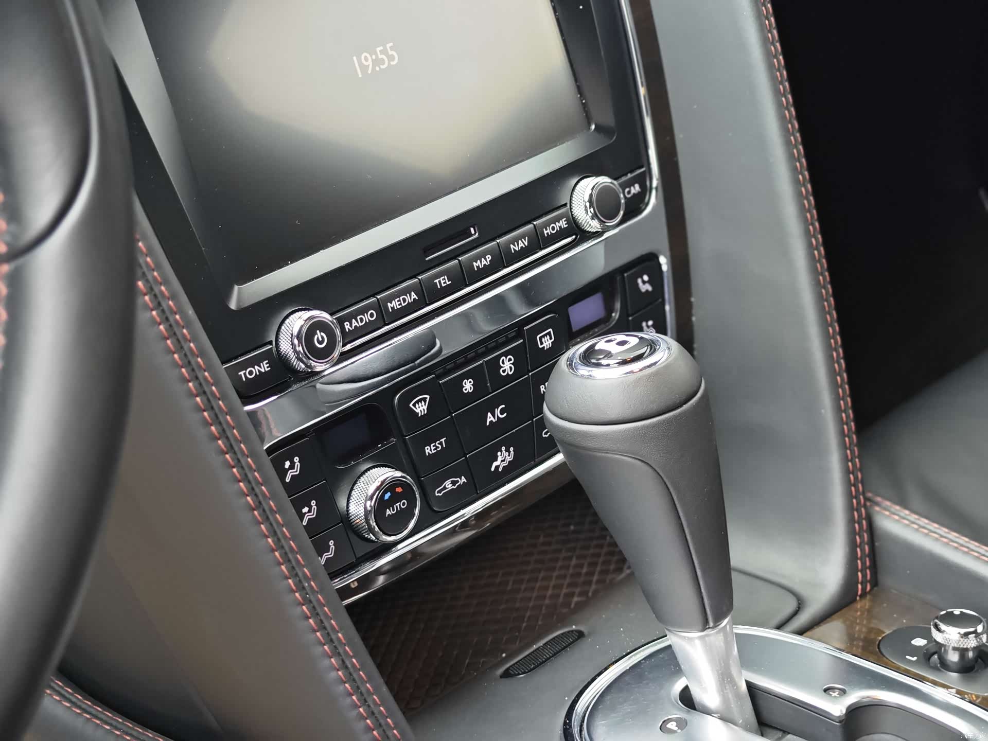 Bentley Continental GT, 2015 19