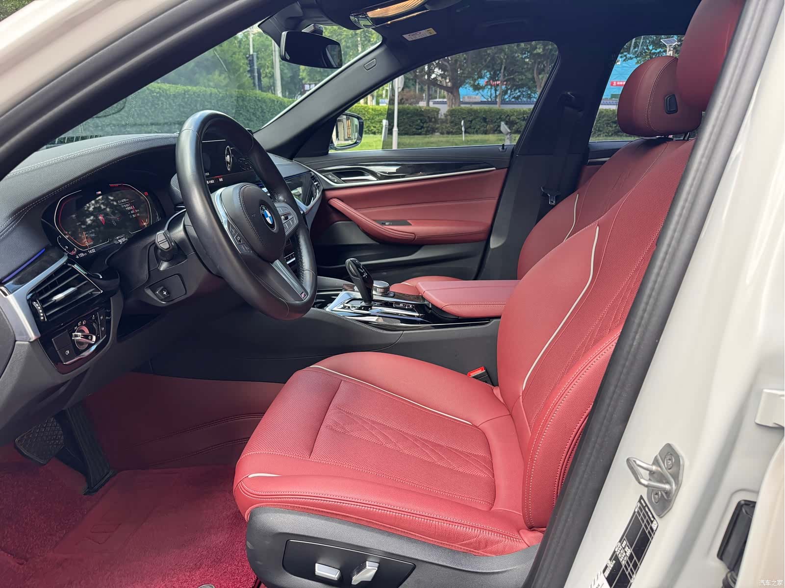 BMW 5 Series, 2022 8