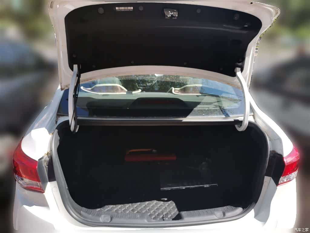 Changan V, 2019 15