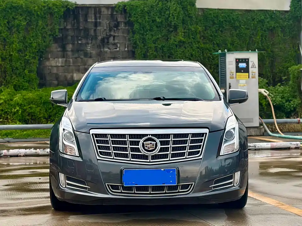 Cadillac XTS