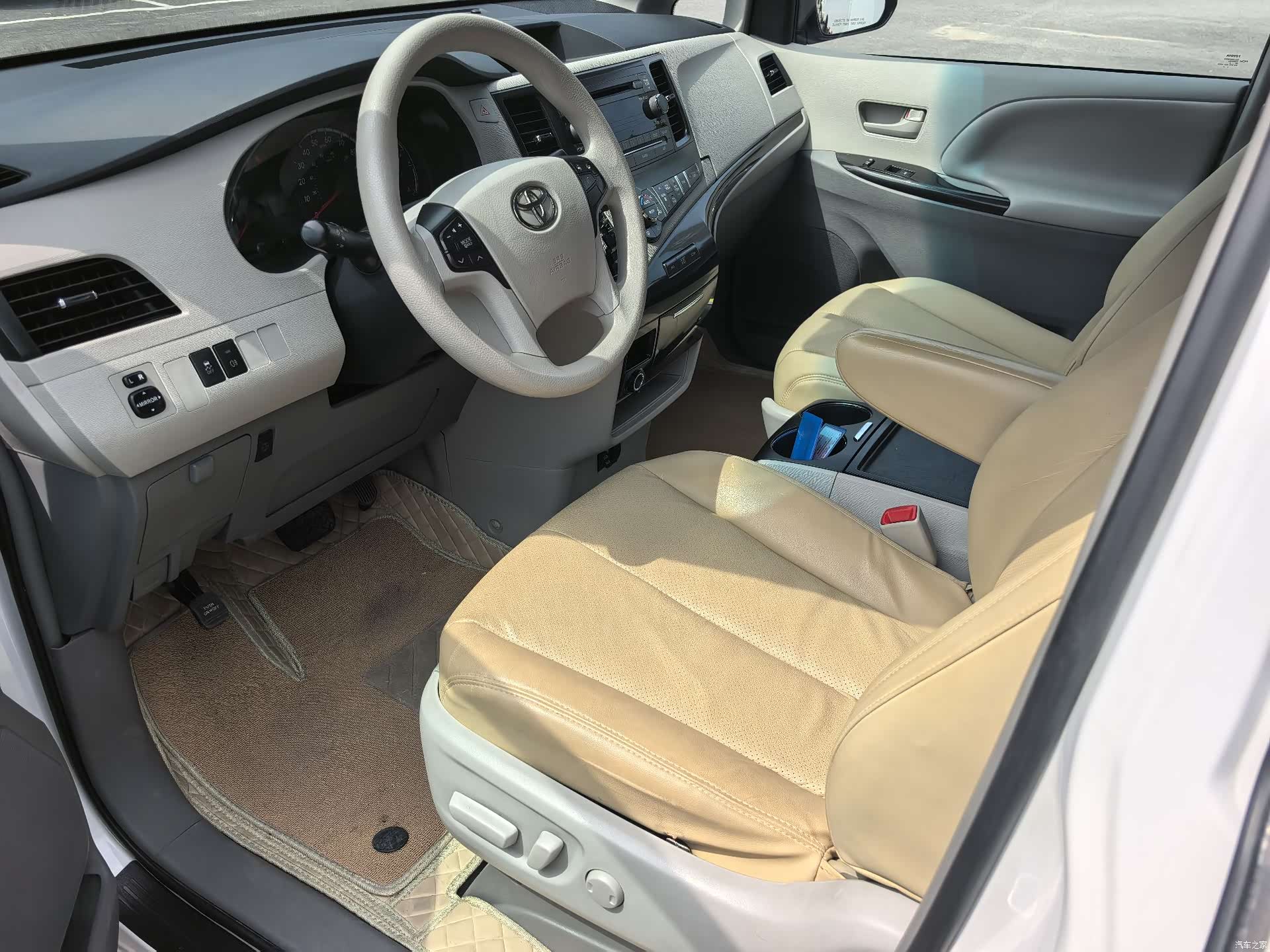 Toyota Sienna, 2013 7