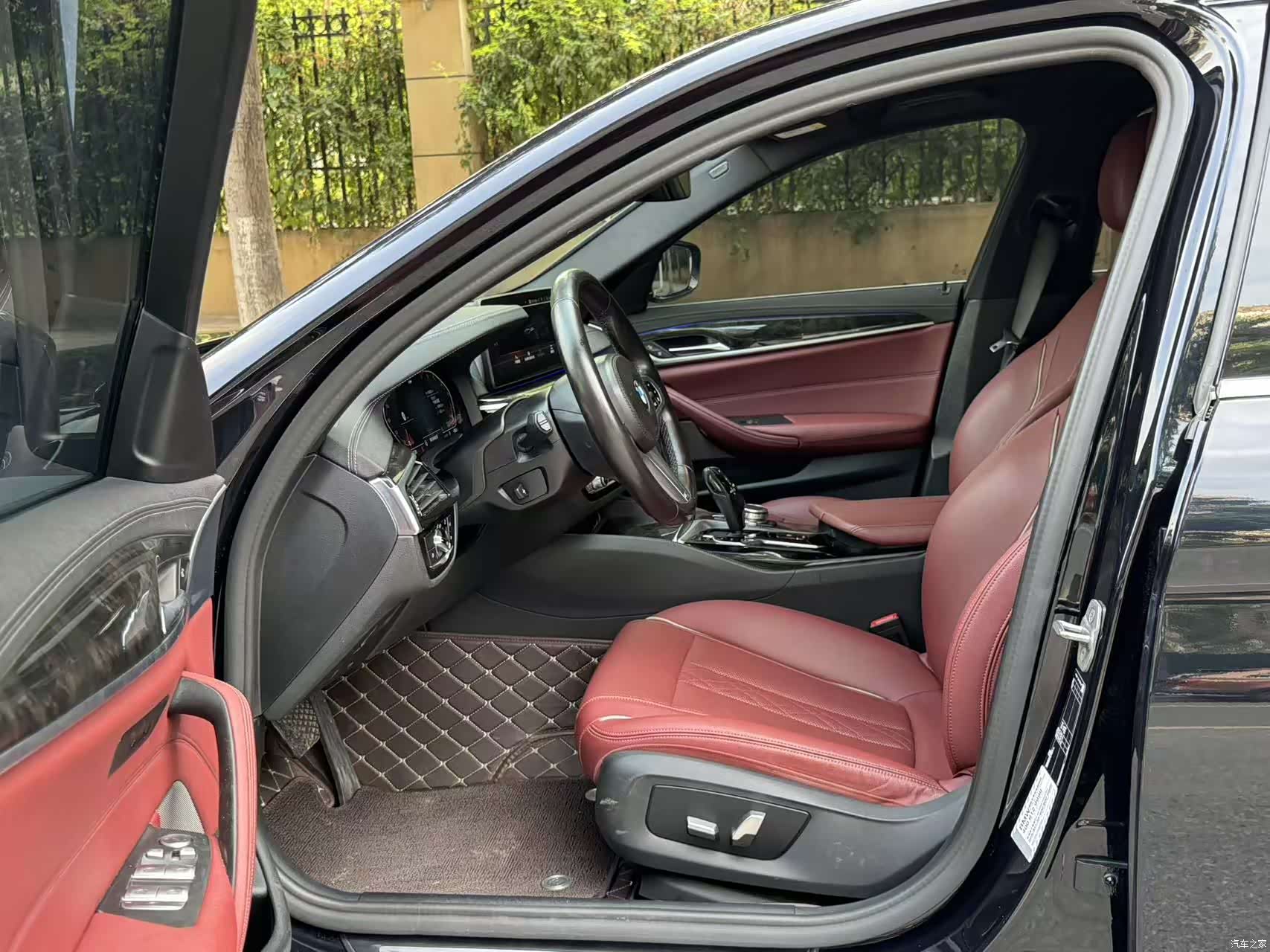 BMW 5 Series, 2022 8