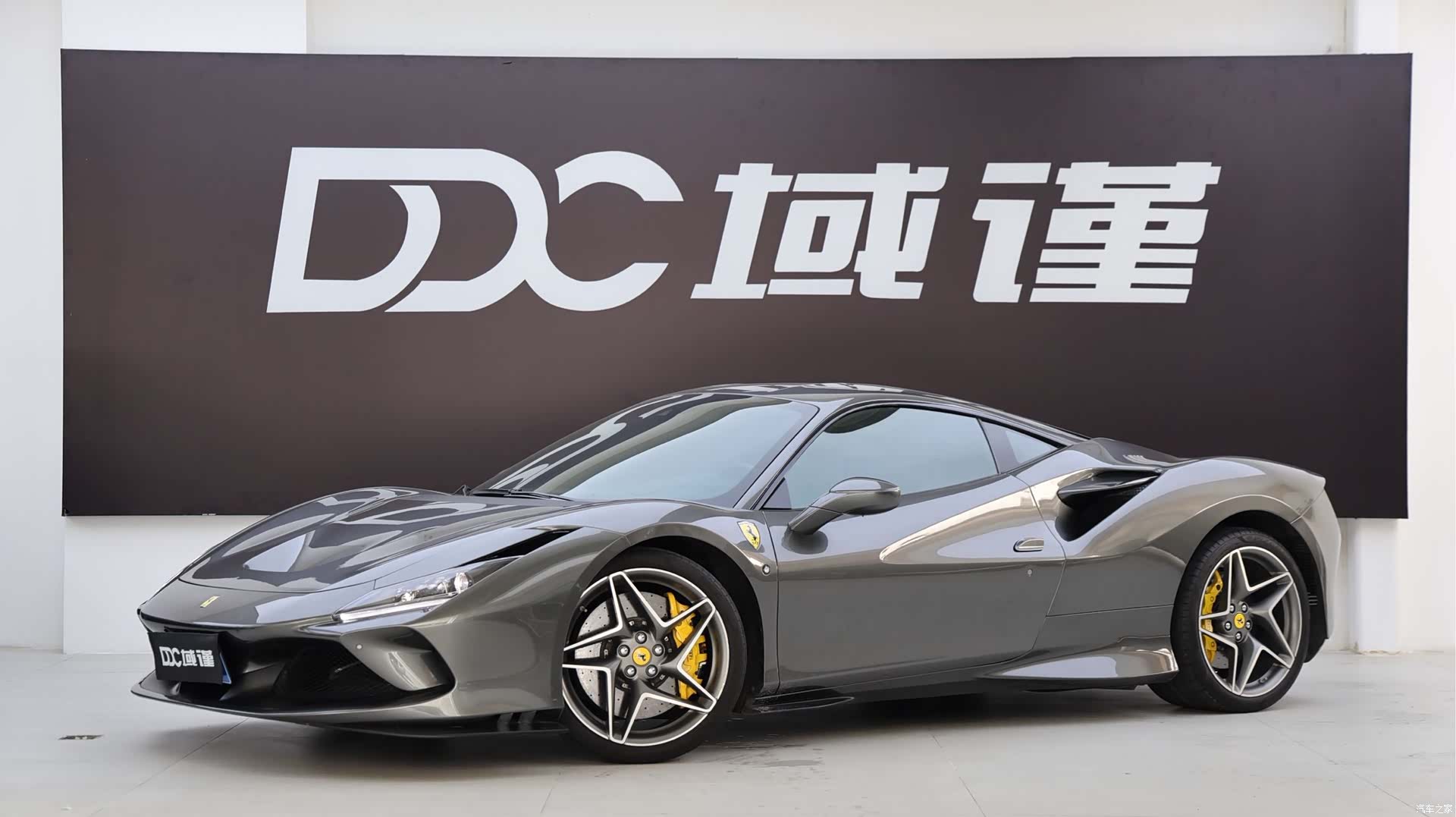 Ferrari F8