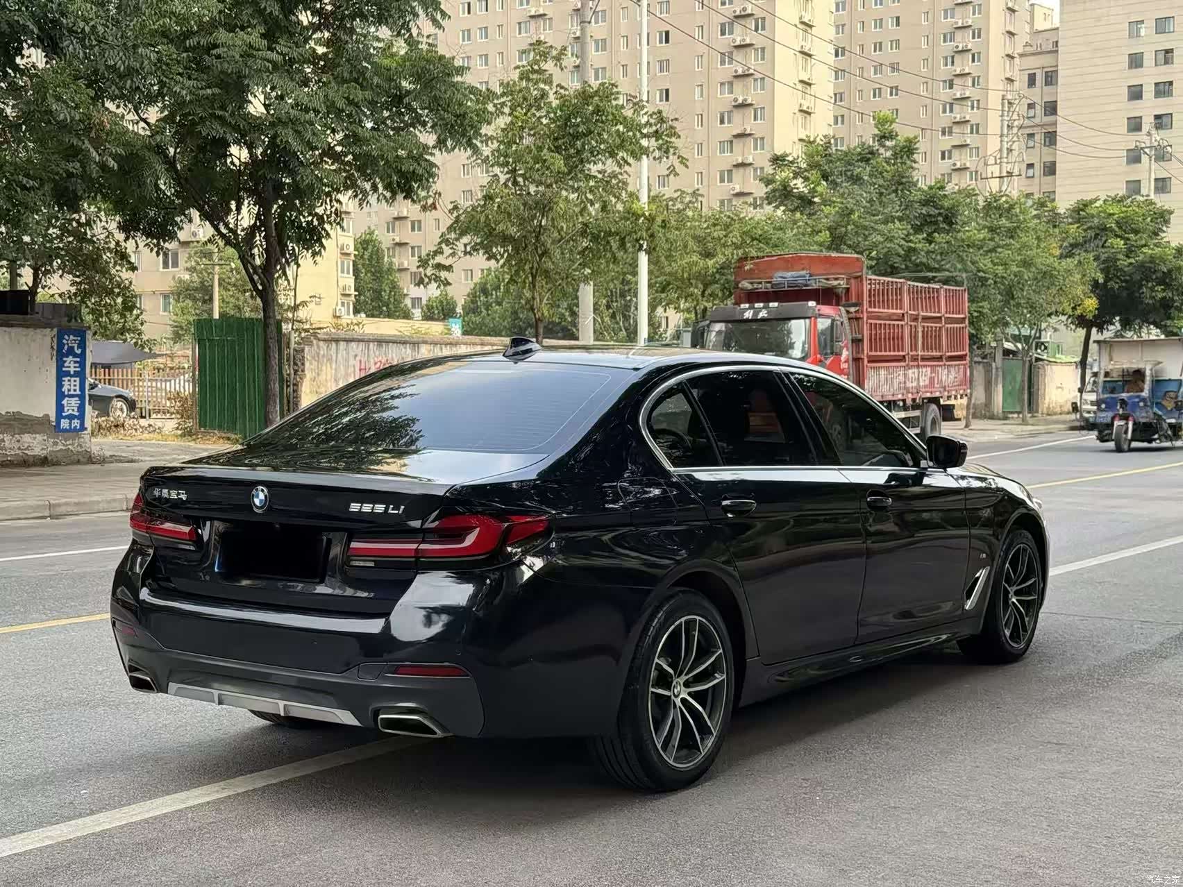 BMW 5 Series, 2022 4