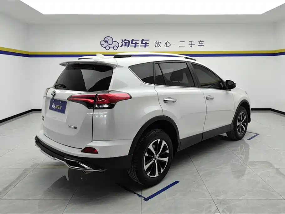 Toyota RAV4 Rongfang