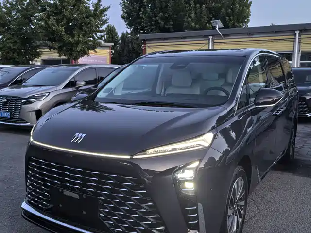 Buick GL8 PHEV 2025 — купить из Китая под заказ