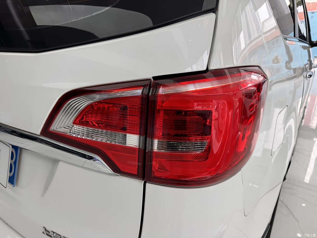 Wuling 730, 2017 26
