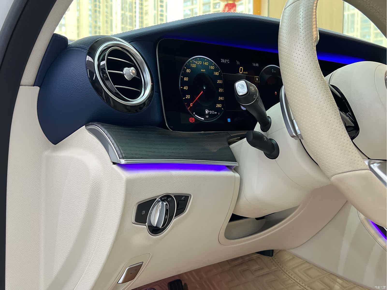Mercedes-Benz E-Class, 2021 18