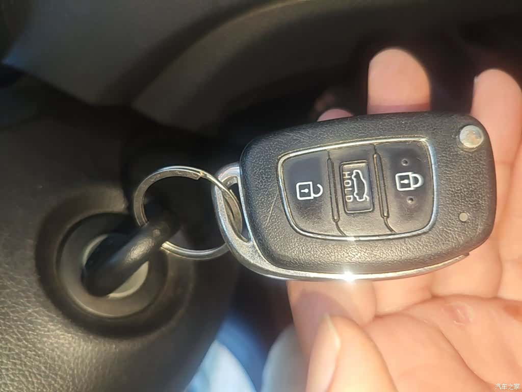 Hyundai GLS, 2017 9