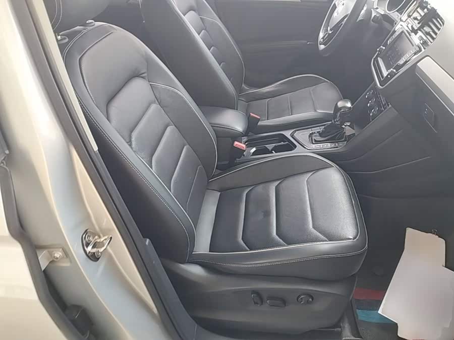 Volkswagen Tiguan L 2018, фото 25