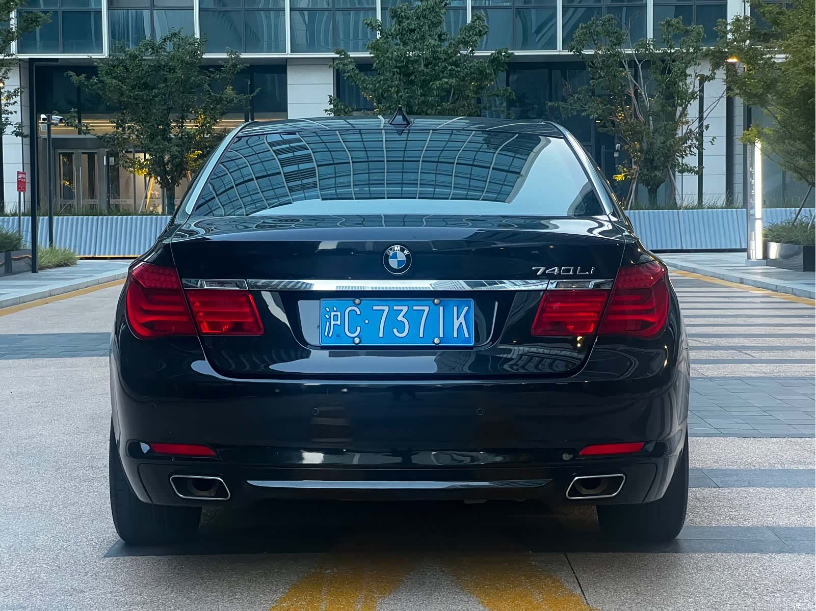 BMW 7 Series, 2012 26
