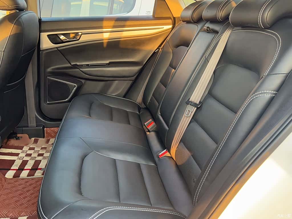 Geely Emgrand, 2016 13