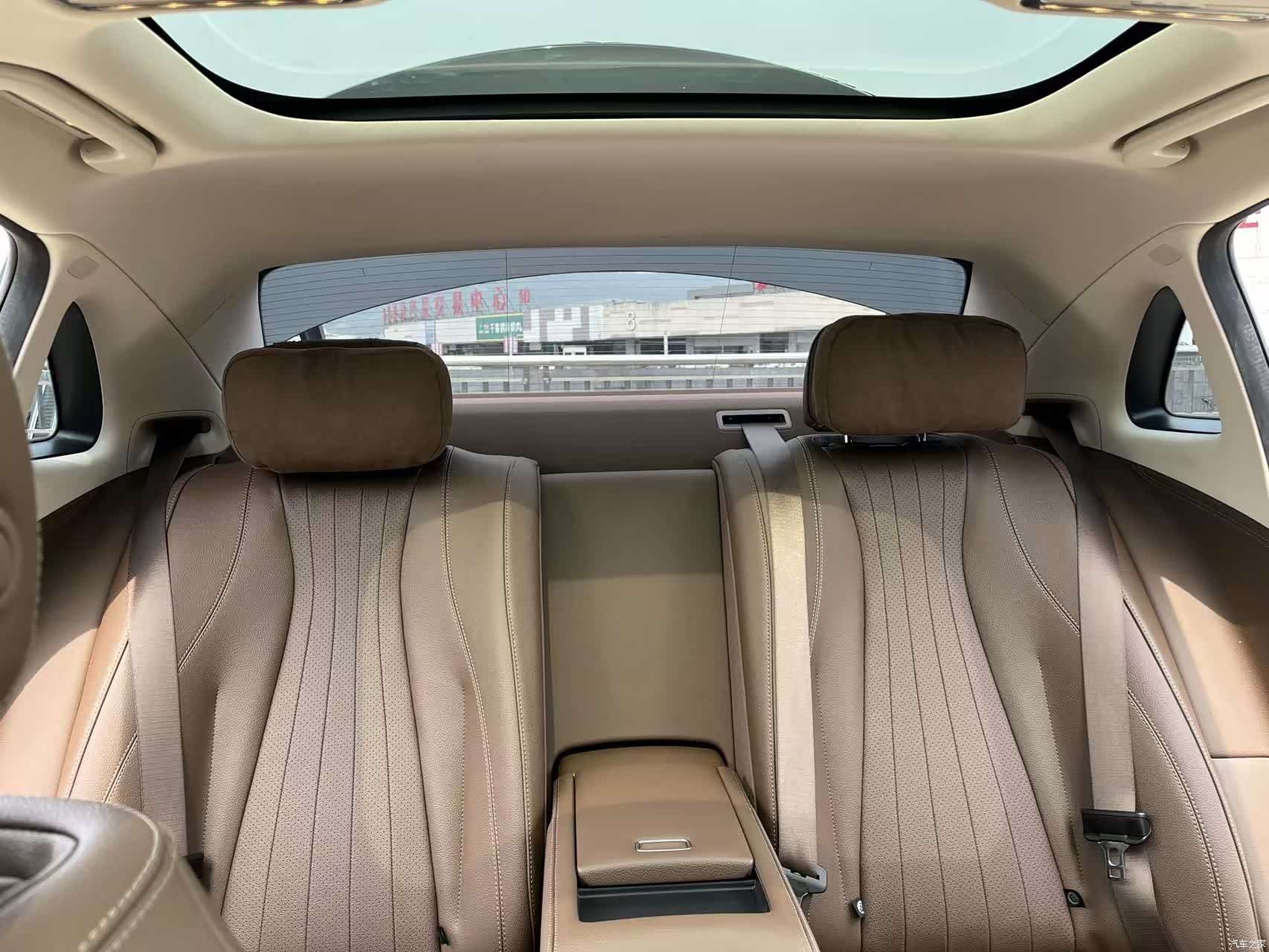 Mercedes-Benz E-Class, 2021 26