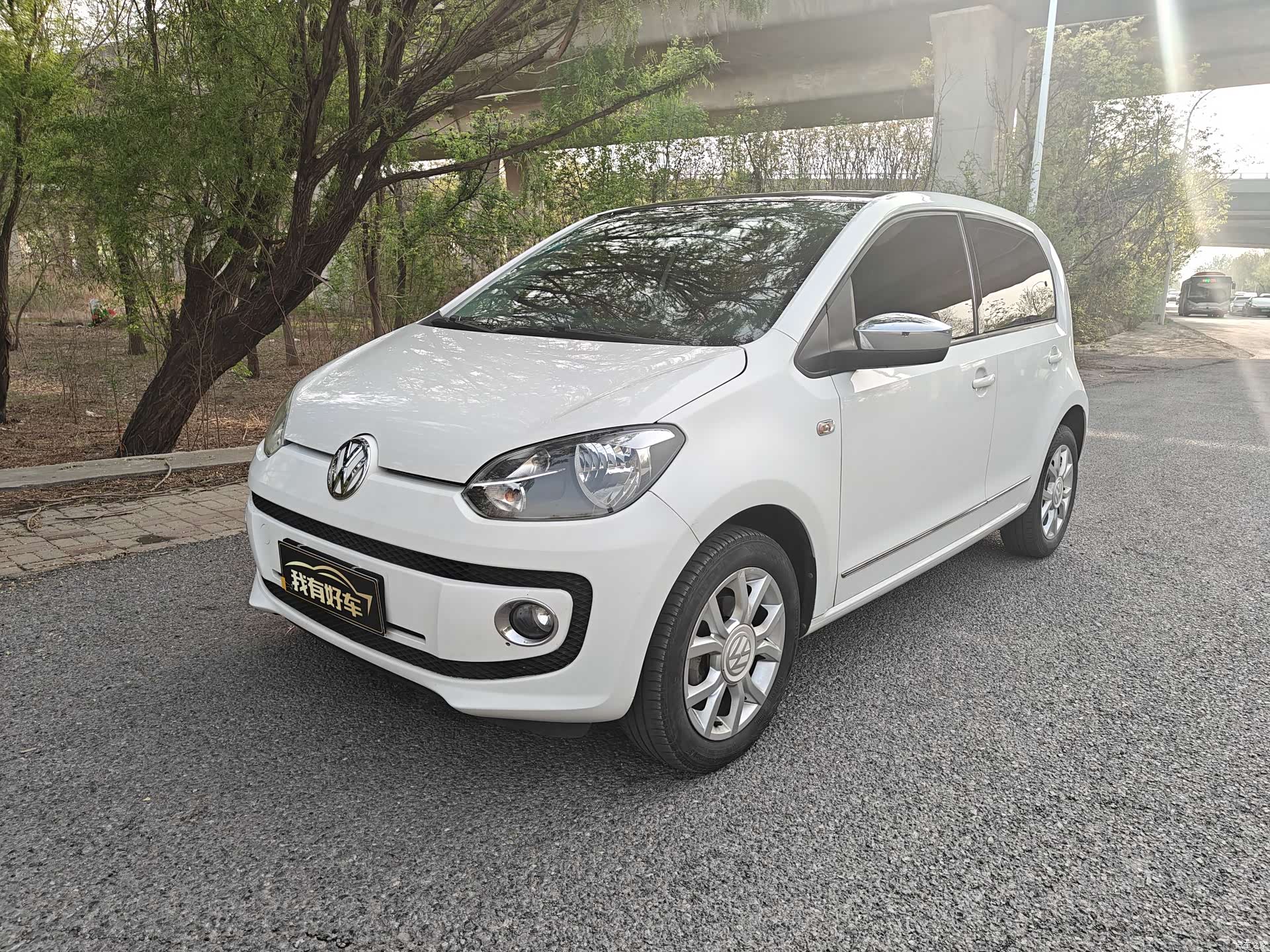 Volkswagen up, 2015 1