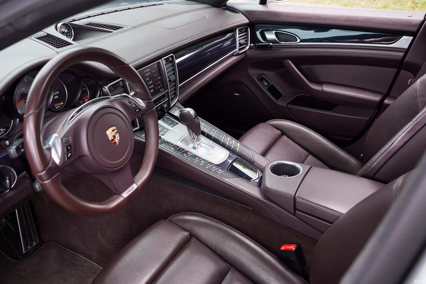 Porsche Panamera, 2012 40