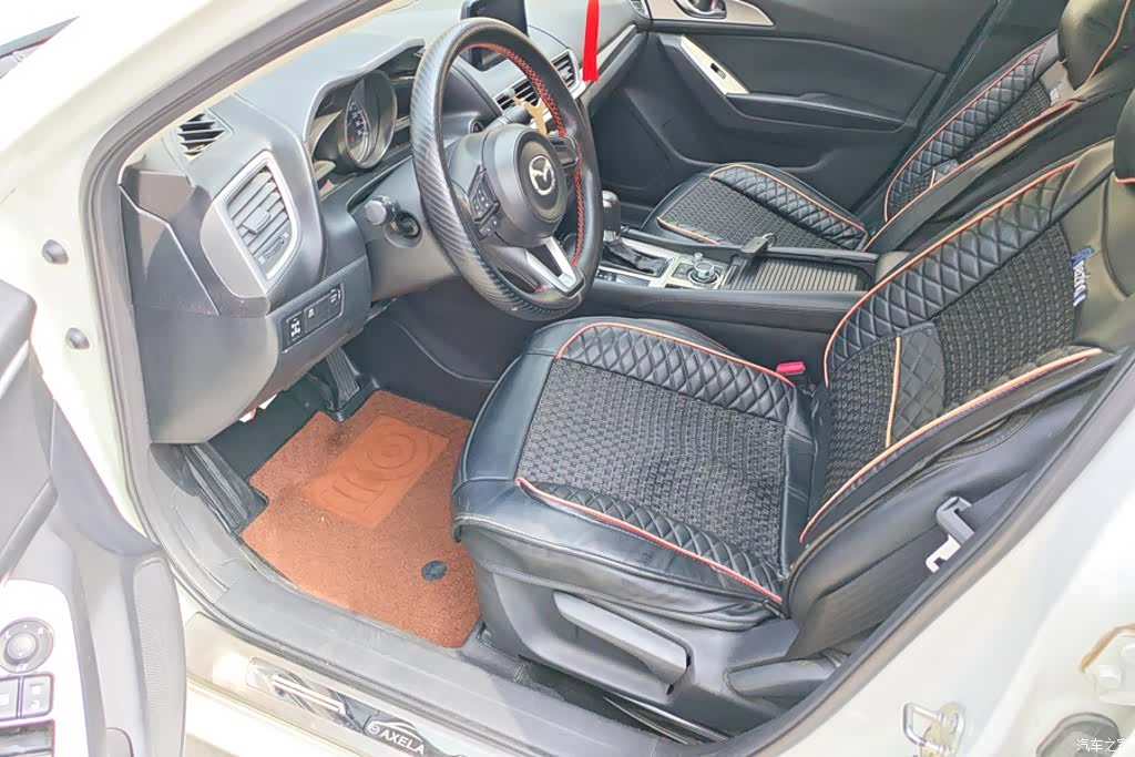 Mazda Mazda3, 2017 9