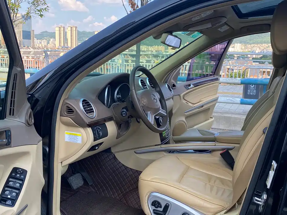 Mercedes-Benz GL grade