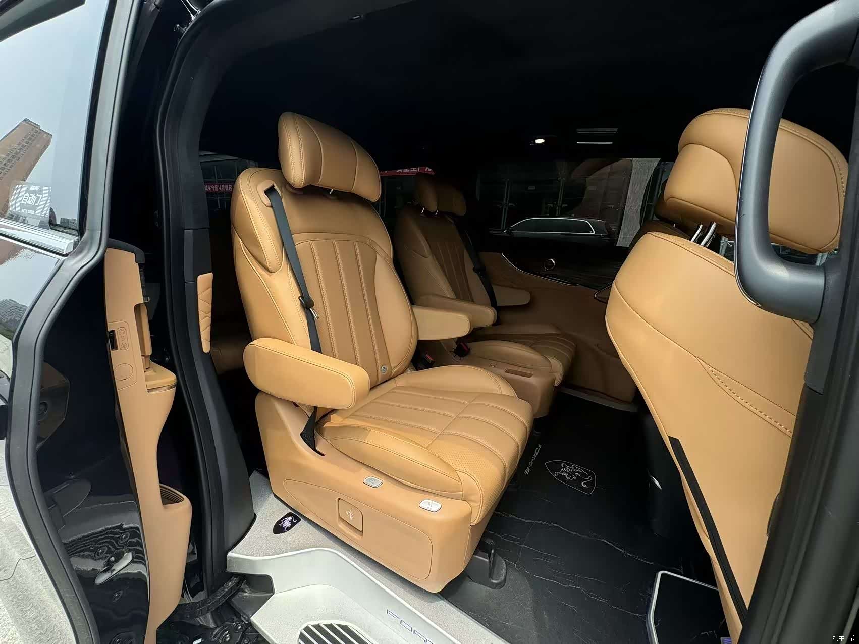 DongFeng V9, 2025 10