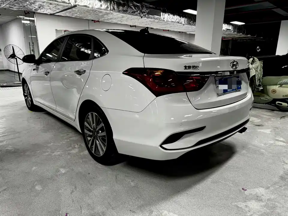 Hyundai Name picture