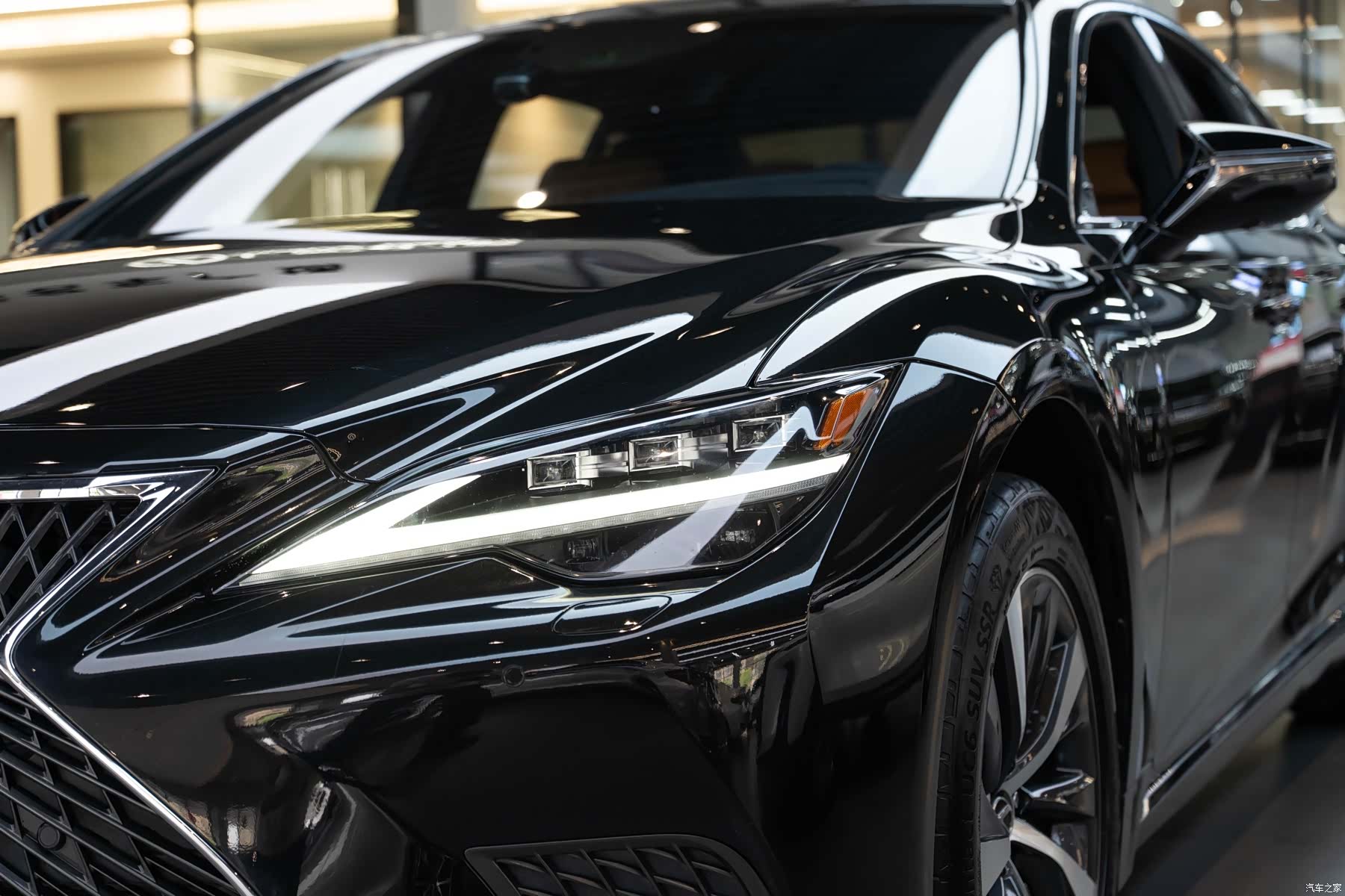 Lexus LS, 2021 6