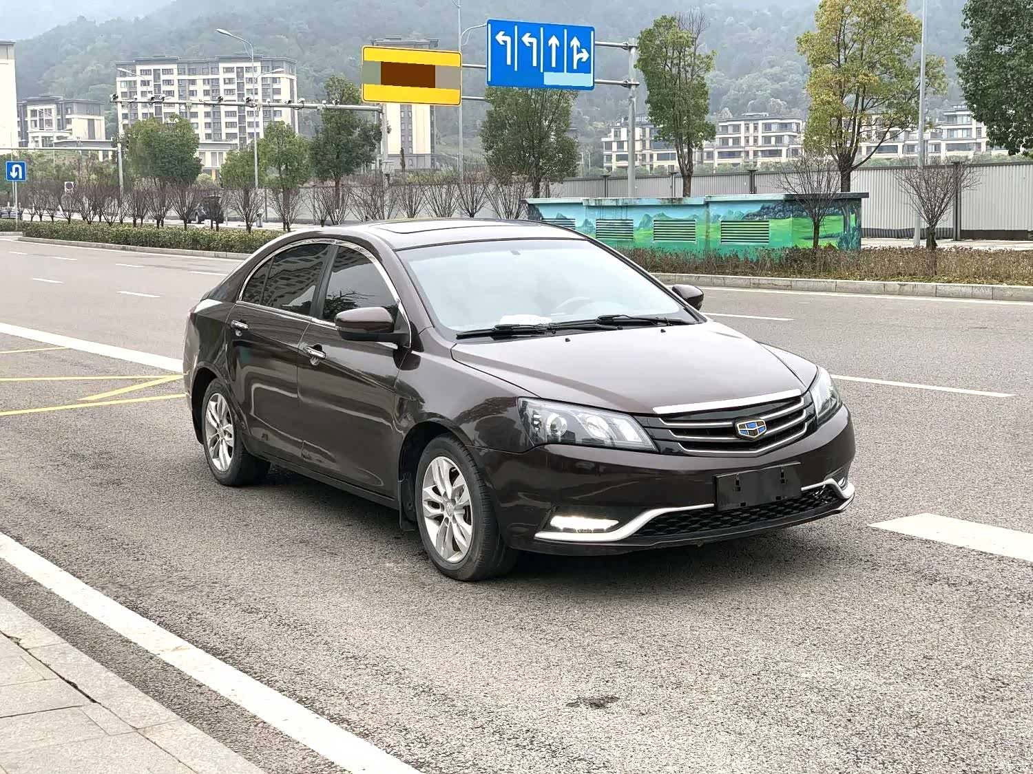 Geely Emgrand, 2015 3