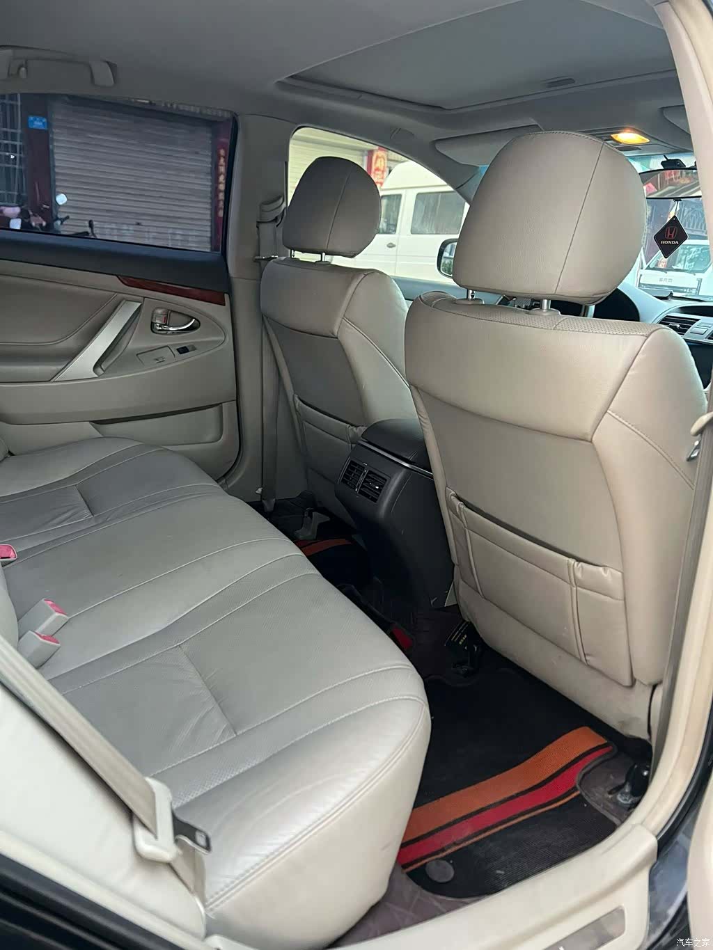 Toyota Camry, 2016 14