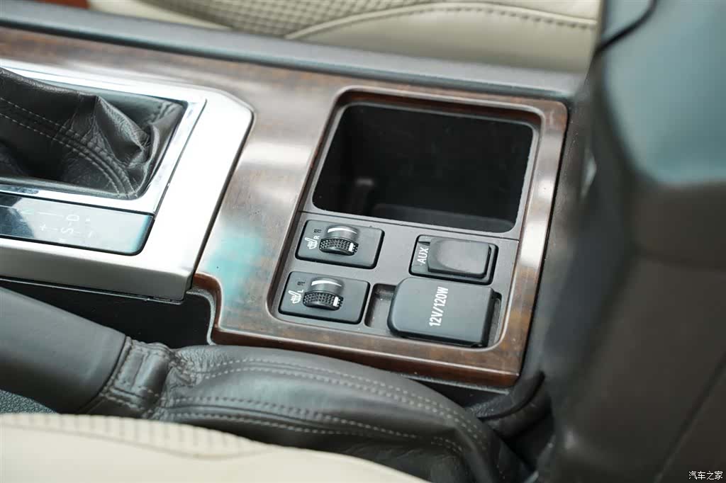 Toyota Prado, 2011 14