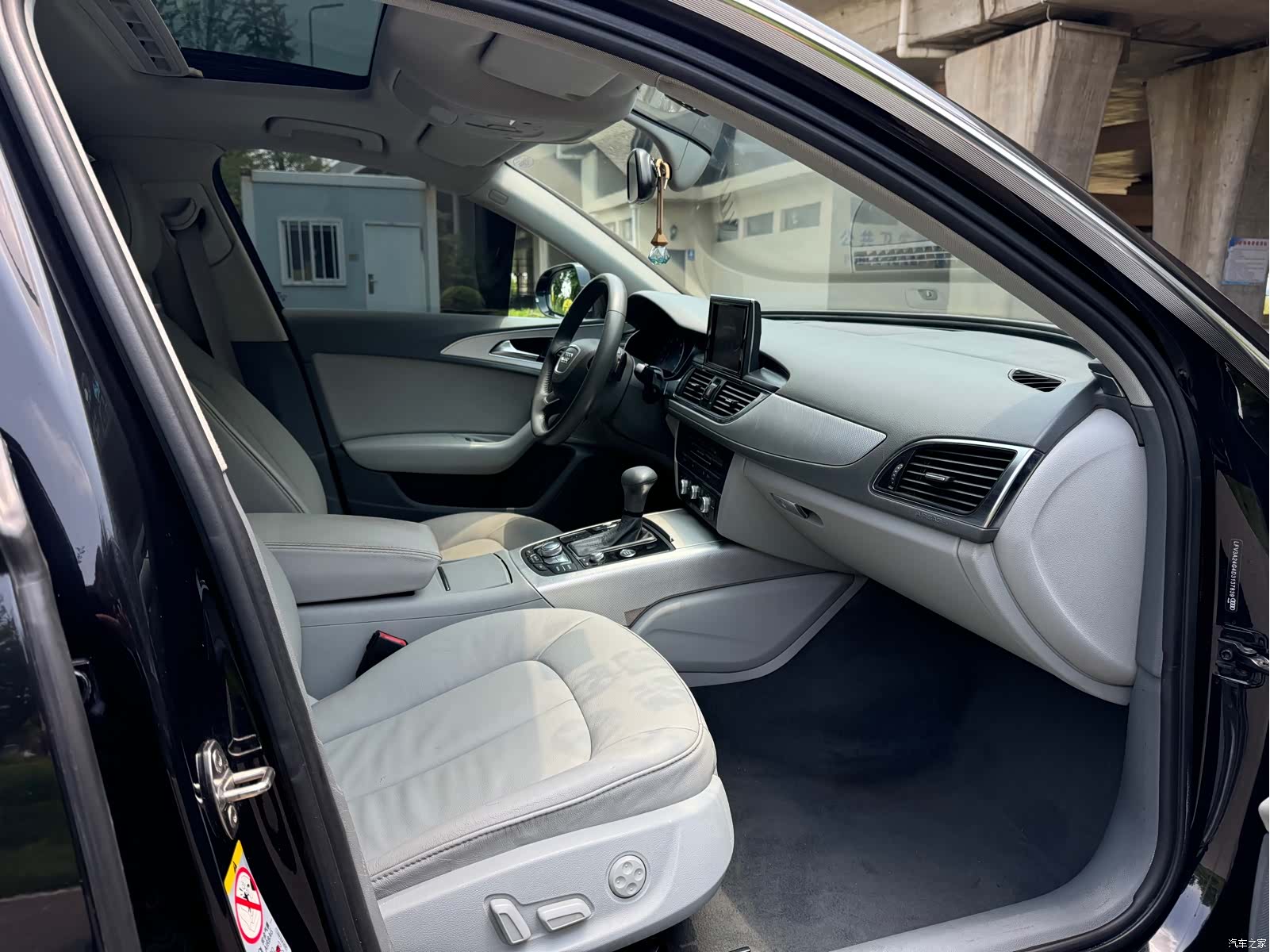Audi A6L, 2014 6