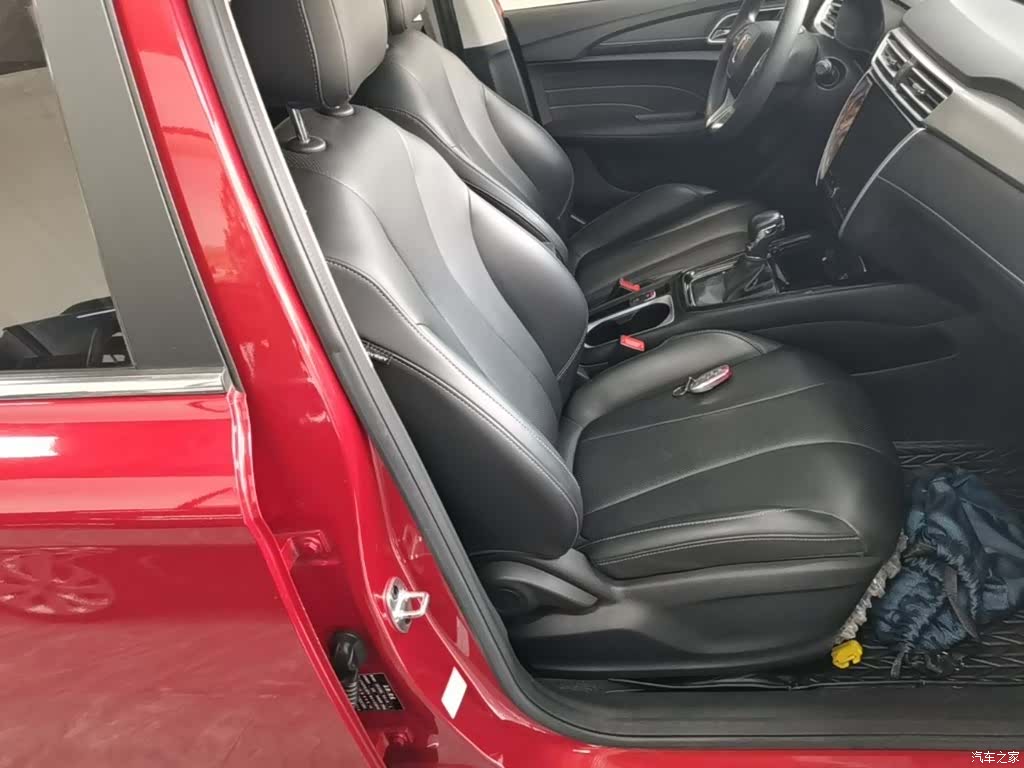 Roewe i5, 2019 25