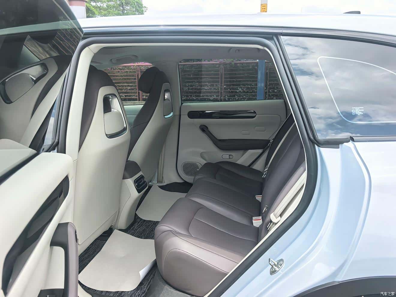 Leapmotor C11, 2023 12