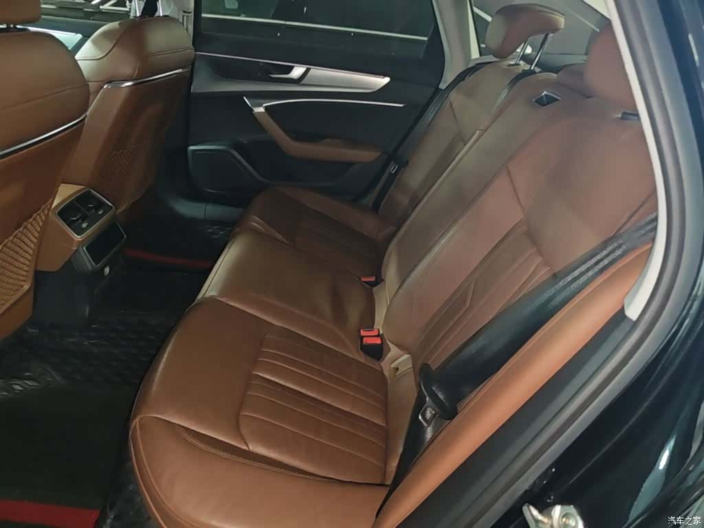 Audi A6L, 2021 24