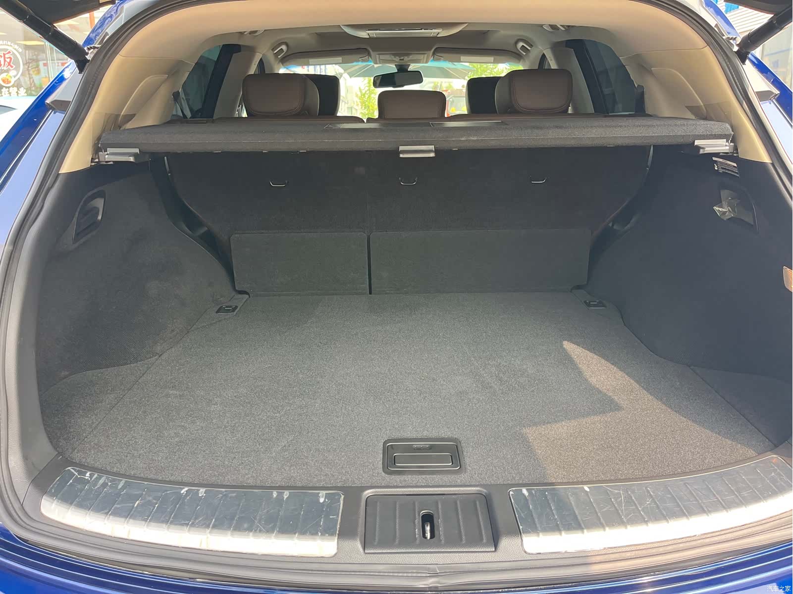 Infiniti FX37, 2013 11