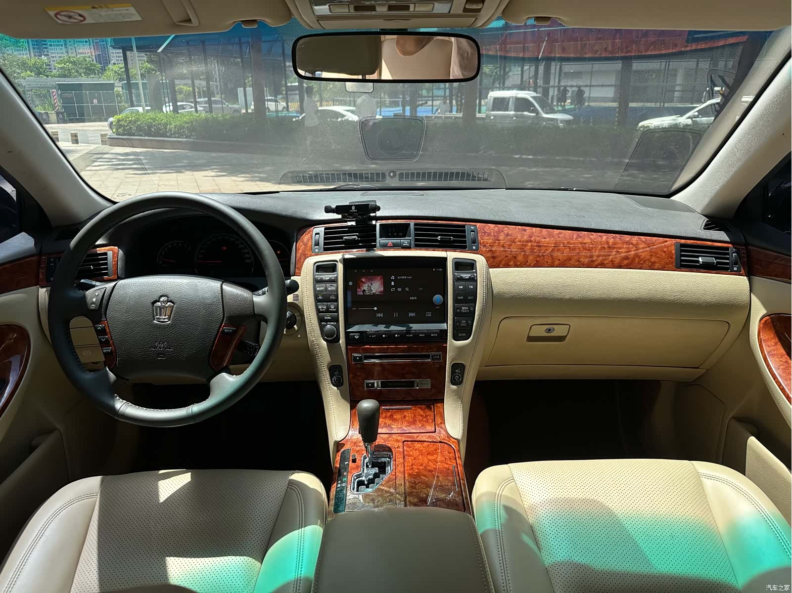 Toyota Crown, 2008 9