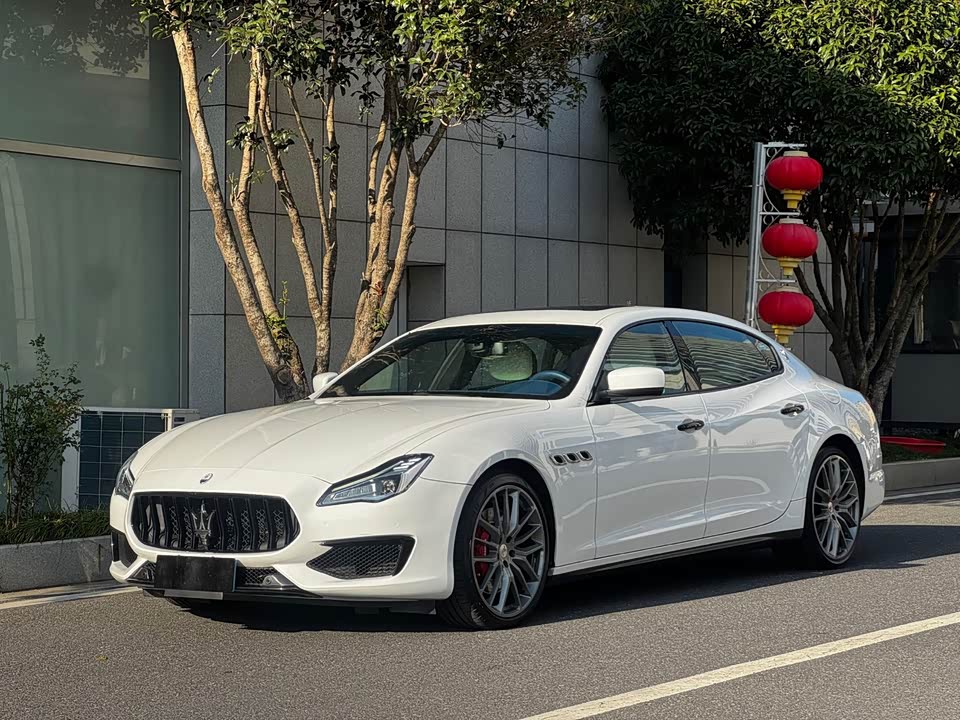 Maserati President