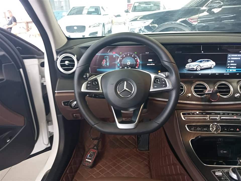 Mercedes-Benz E-class Mercedes-Benz E-class