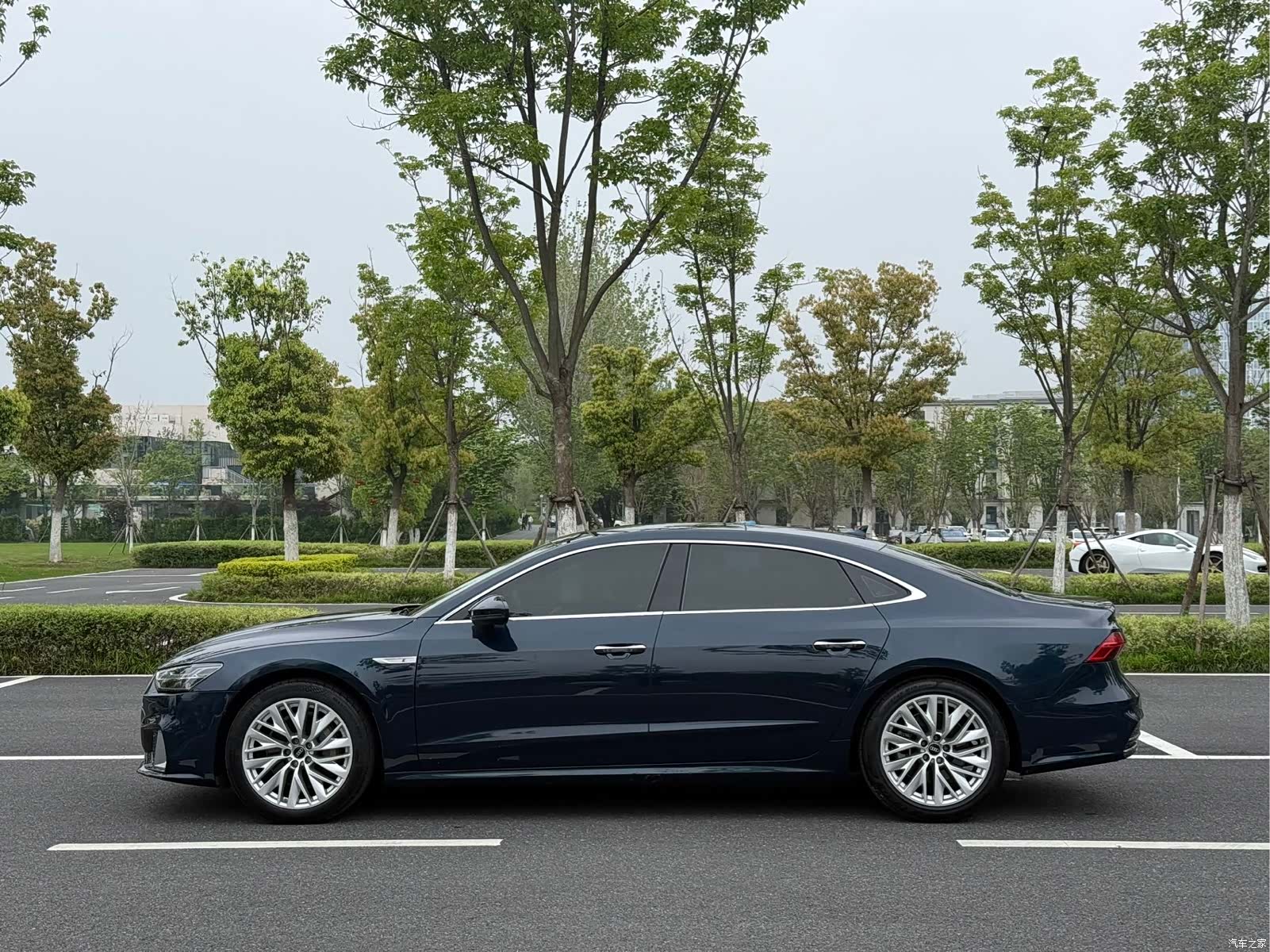 Audi A7L, 2023 8