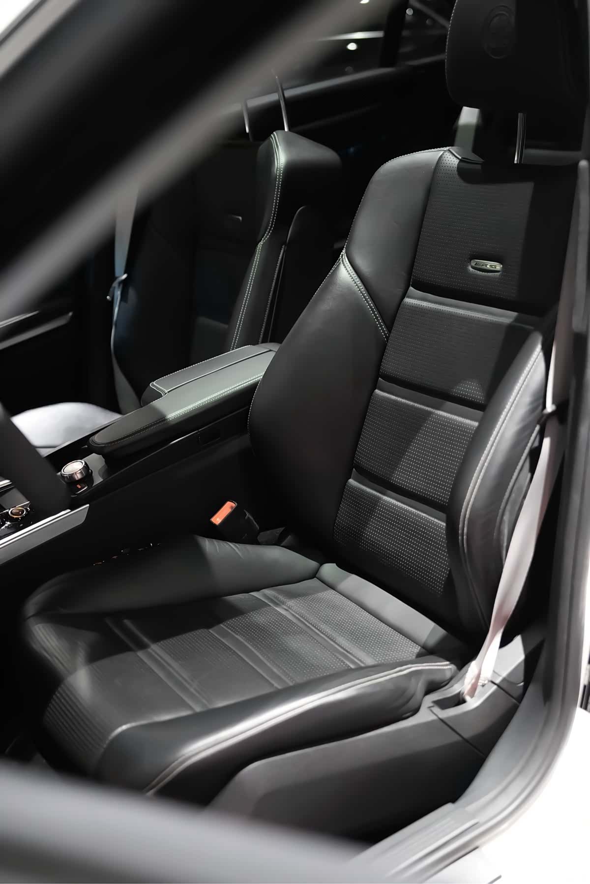 Mercedes-Benz E-Class, 2016 8