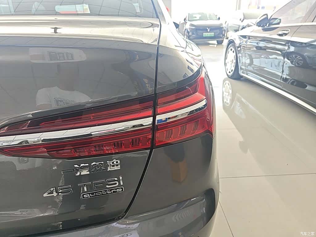 Audi A6L, 2022 8