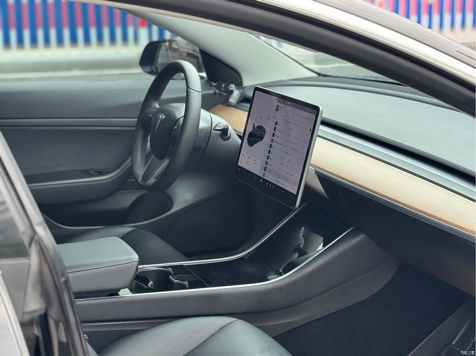 Tesla Model 3, 2020 10