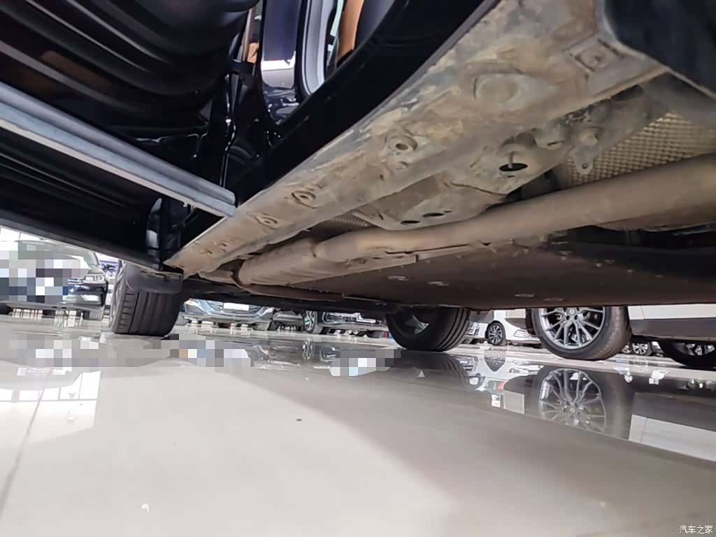 Geely Galaxy L7, 2024 22