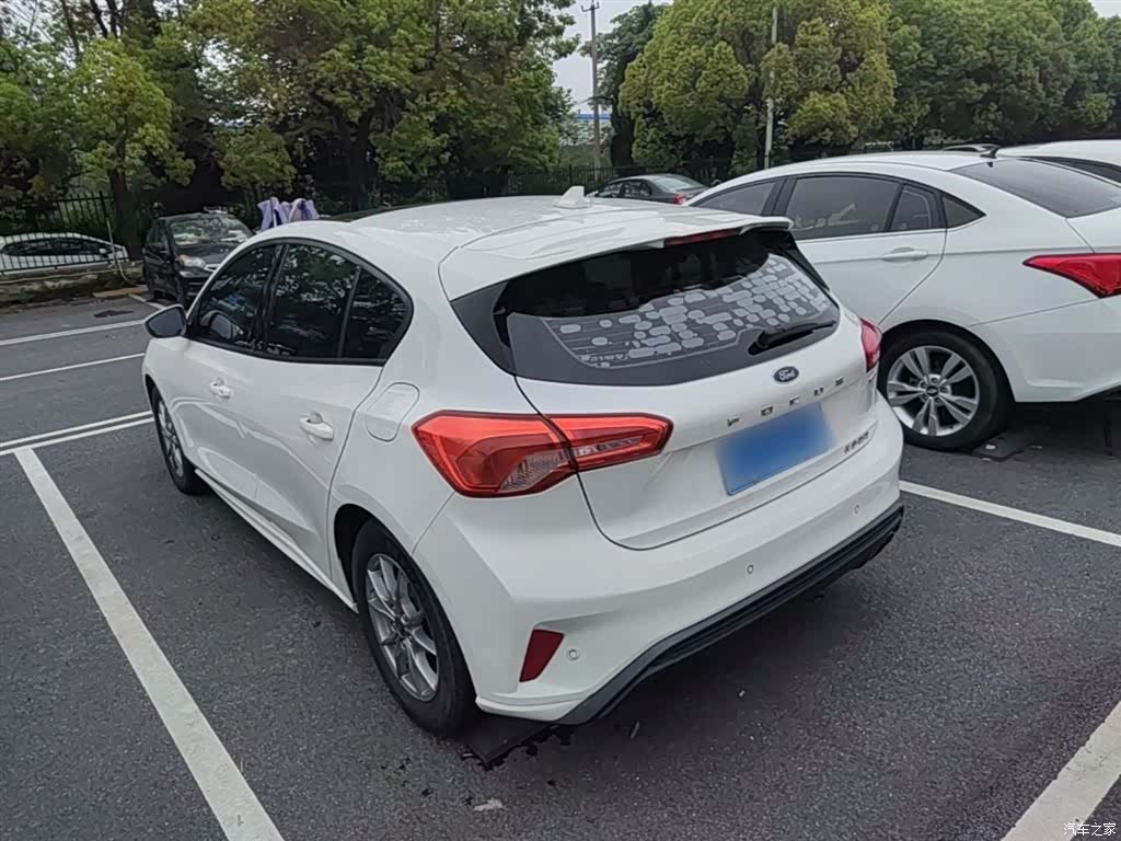 Ford Focus, 2021 все фото