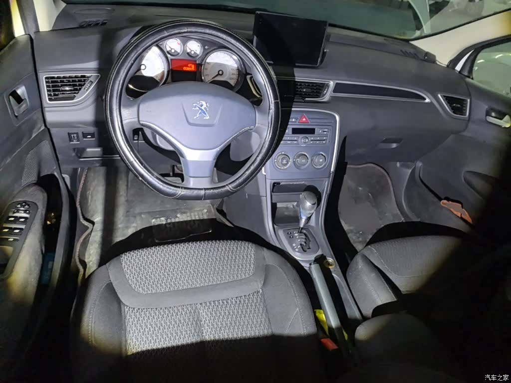 Peugeot 308, 2016 13