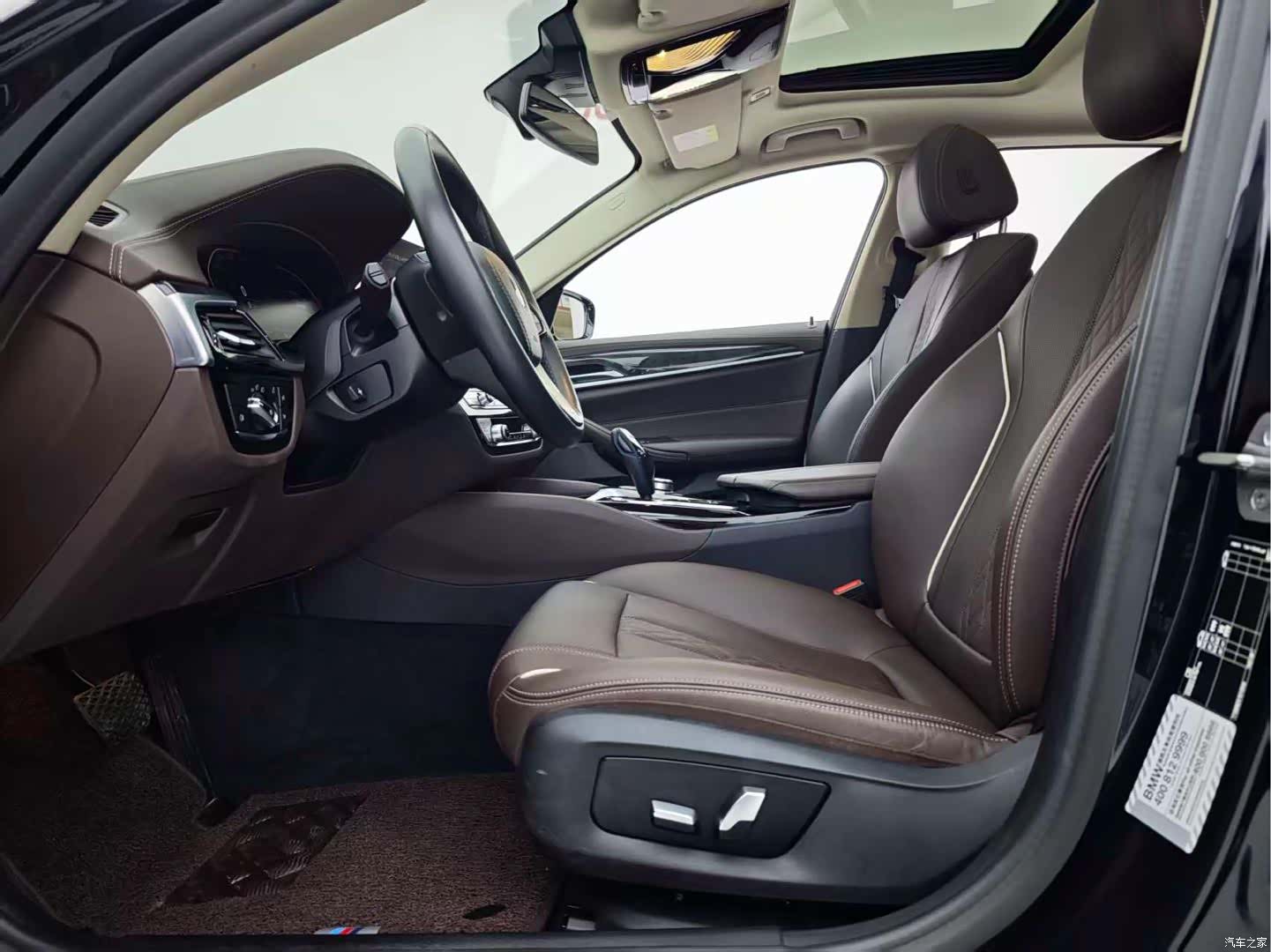 BMW 5 Series, 2022 все фото