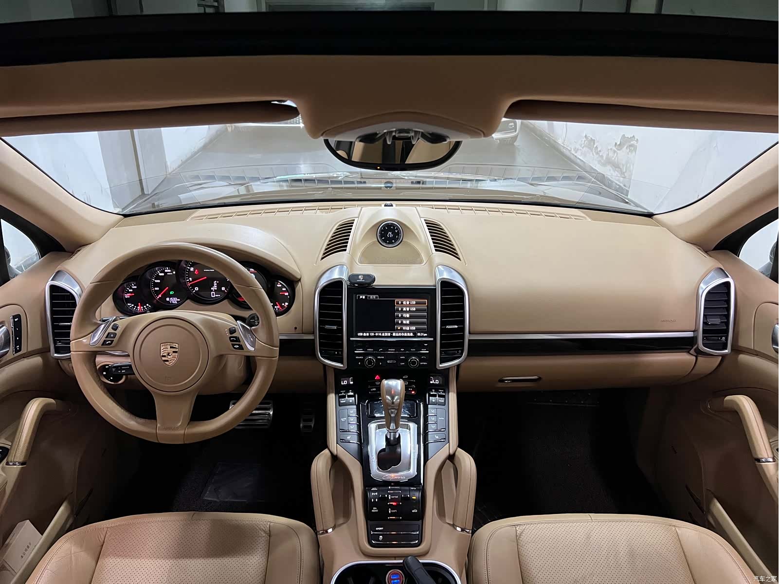 Porsche Cayenne, 2014 9