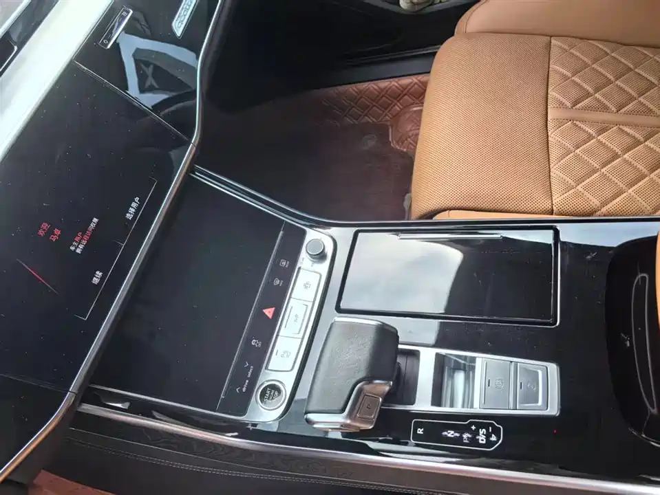 Audi A8 Audi A8